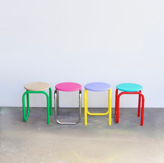 compact pipe stool